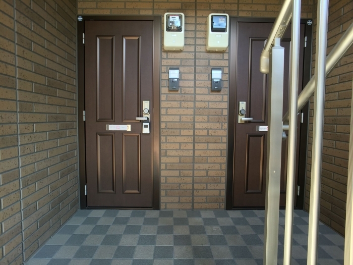 18/20 エントランス