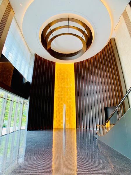 26/30 エントランス