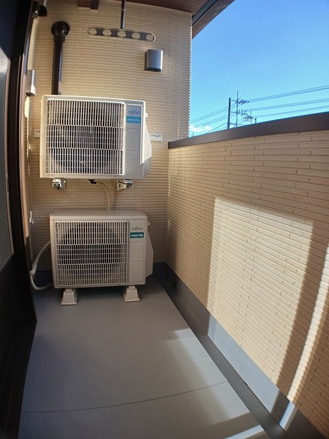 13/20 バルコニー