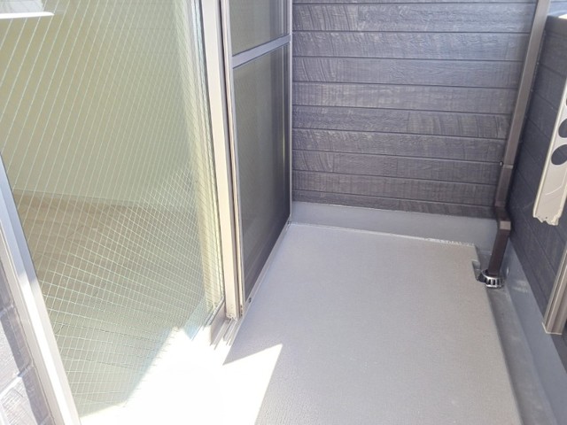 13/20 バルコニー