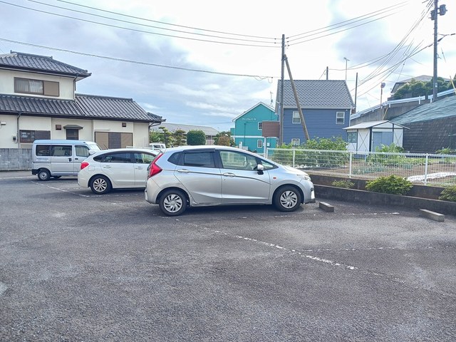 14/20 駐車場