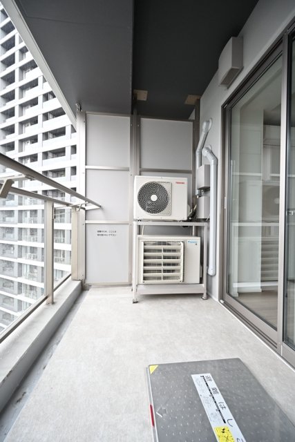 18/25 バルコニー