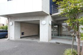 15/17 エントランス