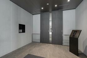 4/4 エントランス