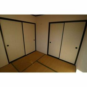 13/16 リビング/ダイニング