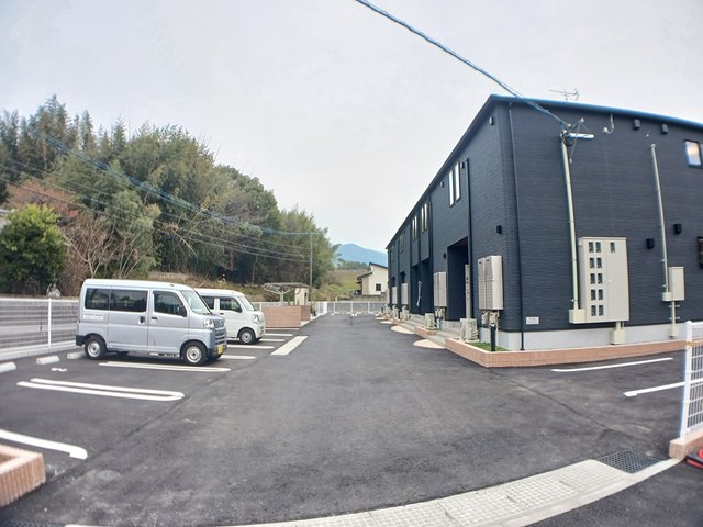 14/20 駐車場