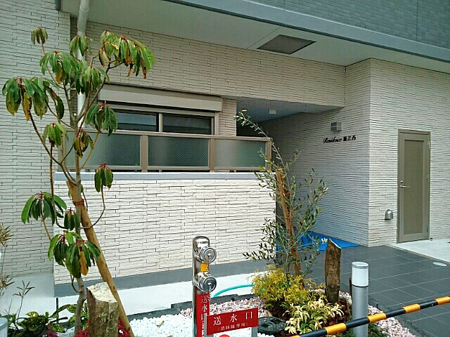 14/20 エントランス