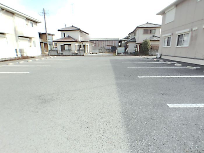 19/22 駐車場