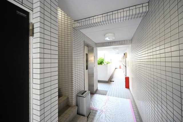 4/5 エントランス