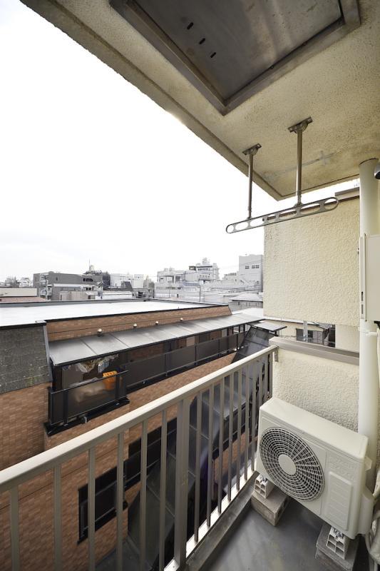 13/14 バルコニー
