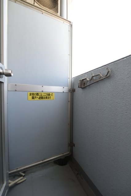 13/23 バルコニー