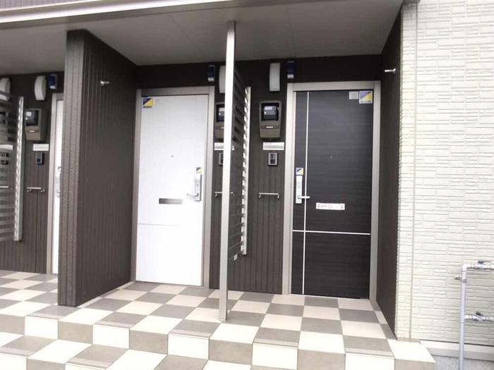 19/23 エントランス