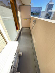 13/16 バルコニー