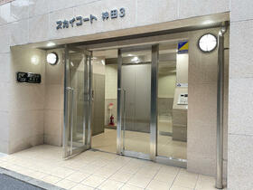 16/16 エントランス