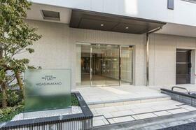 16/16 エントランス