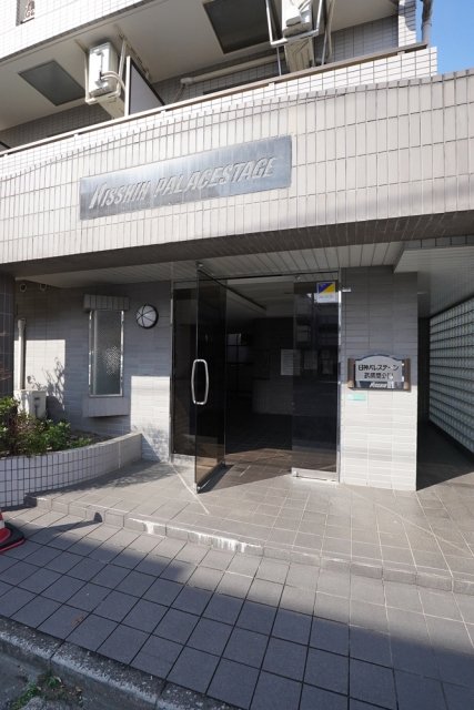 14/17 エントランス