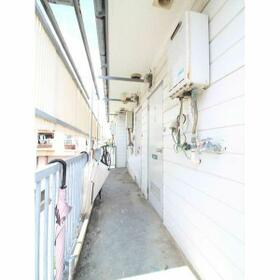 15/15 エントランス