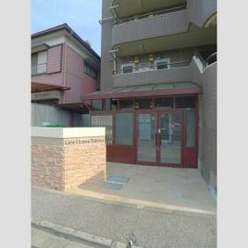 15/15 エントランス