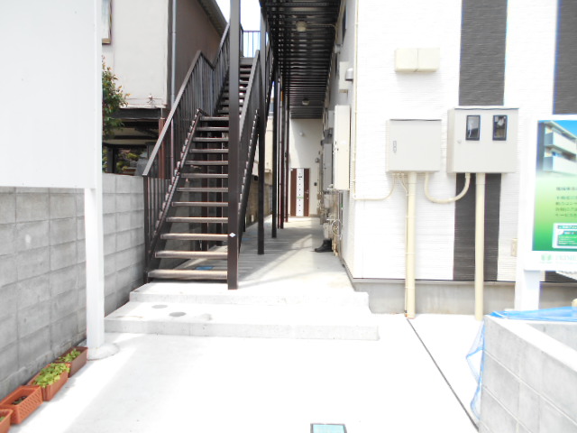 2/5 エントランス