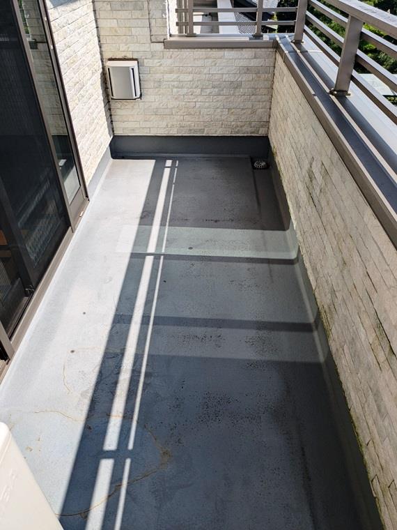 13/27 バルコニー