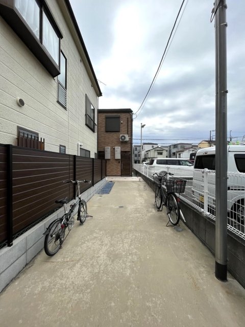 25/30 エントランス