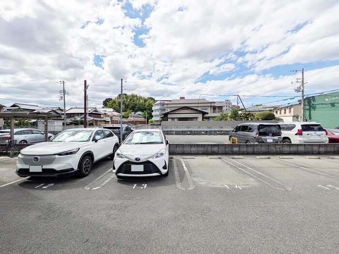 18/30 駐車場