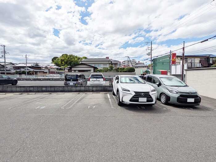 19/30 駐車場