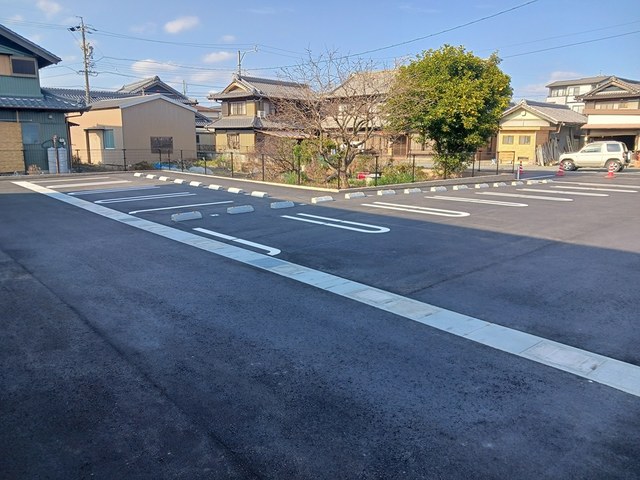 14/20 駐車場