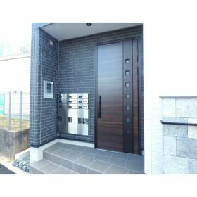 15/16 エントランス