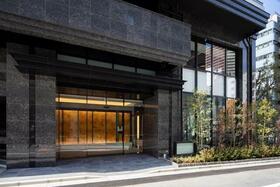 2/2 エントランス