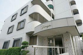 16/20 エントランス