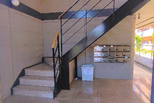 14/15 エントランス