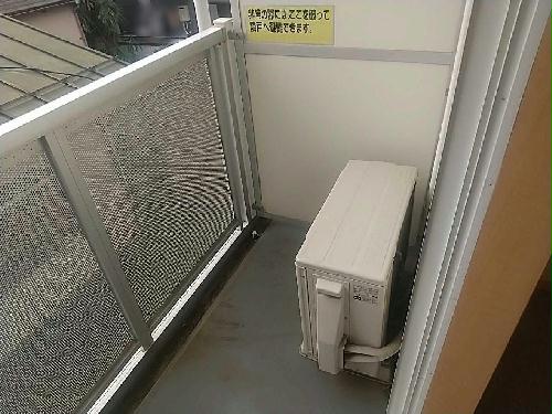 13/14 エントランス