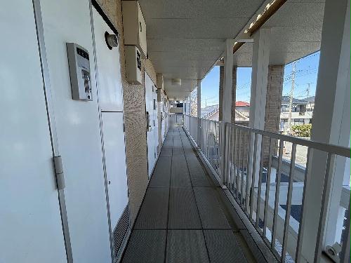 13/15 エントランス