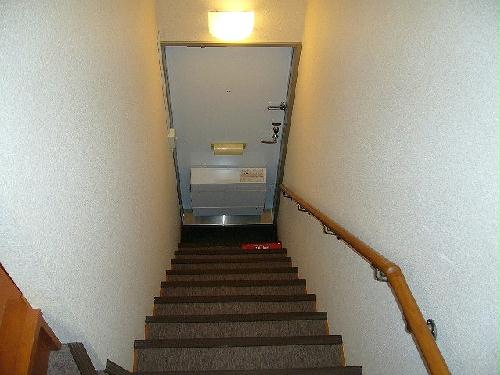 13/14 エントランス