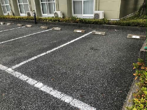 14/14 駐車場