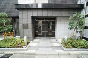 14/14 エントランス