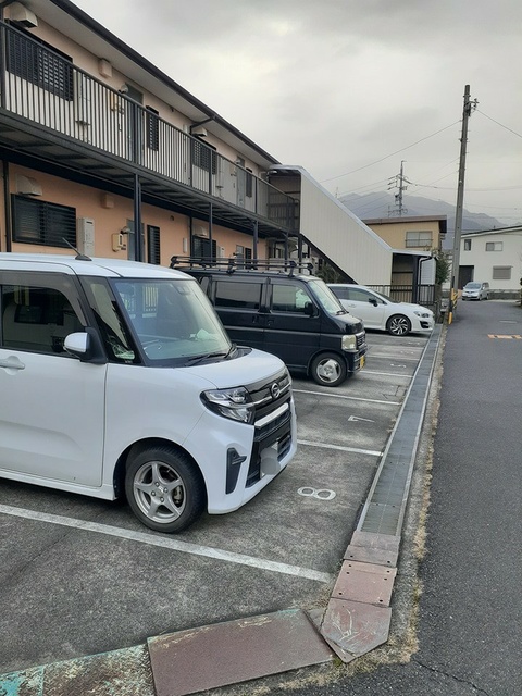 14/20 駐車場
