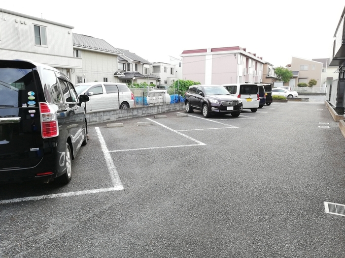 3/3 駐車場