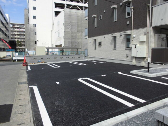 2/2 駐車場