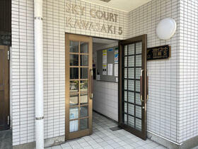 15/16 エントランス