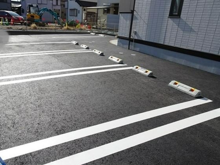 20/20 駐車場
