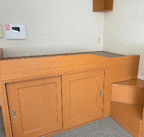 13/14 エントランス