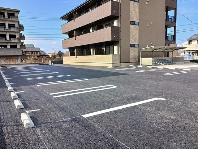 14/20 駐車場