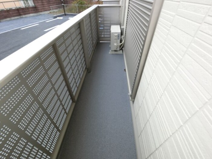 13/20 バルコニー