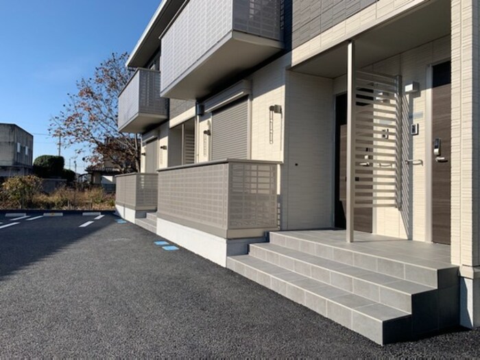 19/20 エントランス