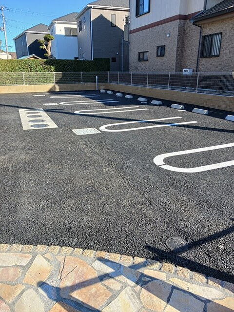 14/20 駐車場