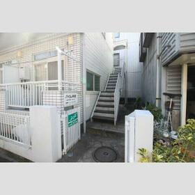 14/14 エントランス