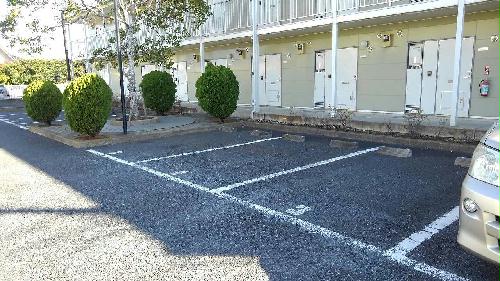14/14 駐車場