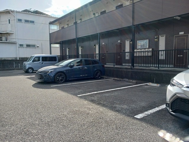 14/20 駐車場